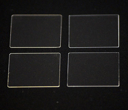 क्वार्ट्ज़ ग्लास प्लेट उच्च संप्रेषण कस्टम आकार उच्च तापमान प्रतिरोधी पारदर्शी 1