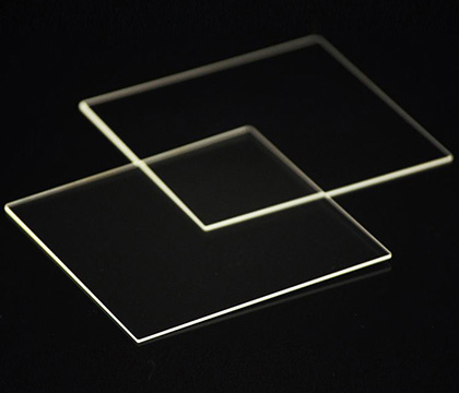 क्वार्ट्ज़ ग्लास प्लेट उच्च संप्रेषण कस्टम आकार उच्च तापमान प्रतिरोधी पारदर्शी 2