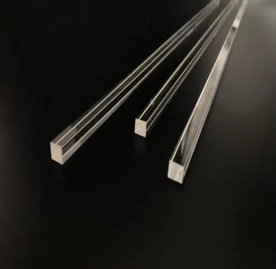 Rectangular Quartz Glass Tube For High Temperature Processing At 1100 Degrees Polished Or Frosted Finish