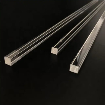 Rectangular Quartz Glass Tube For High Temperature Processing At 1100 Degrees Polished Or Frosted Finish